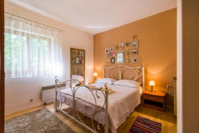 Гостиница Cute shabby chic apartment Ella  Задар